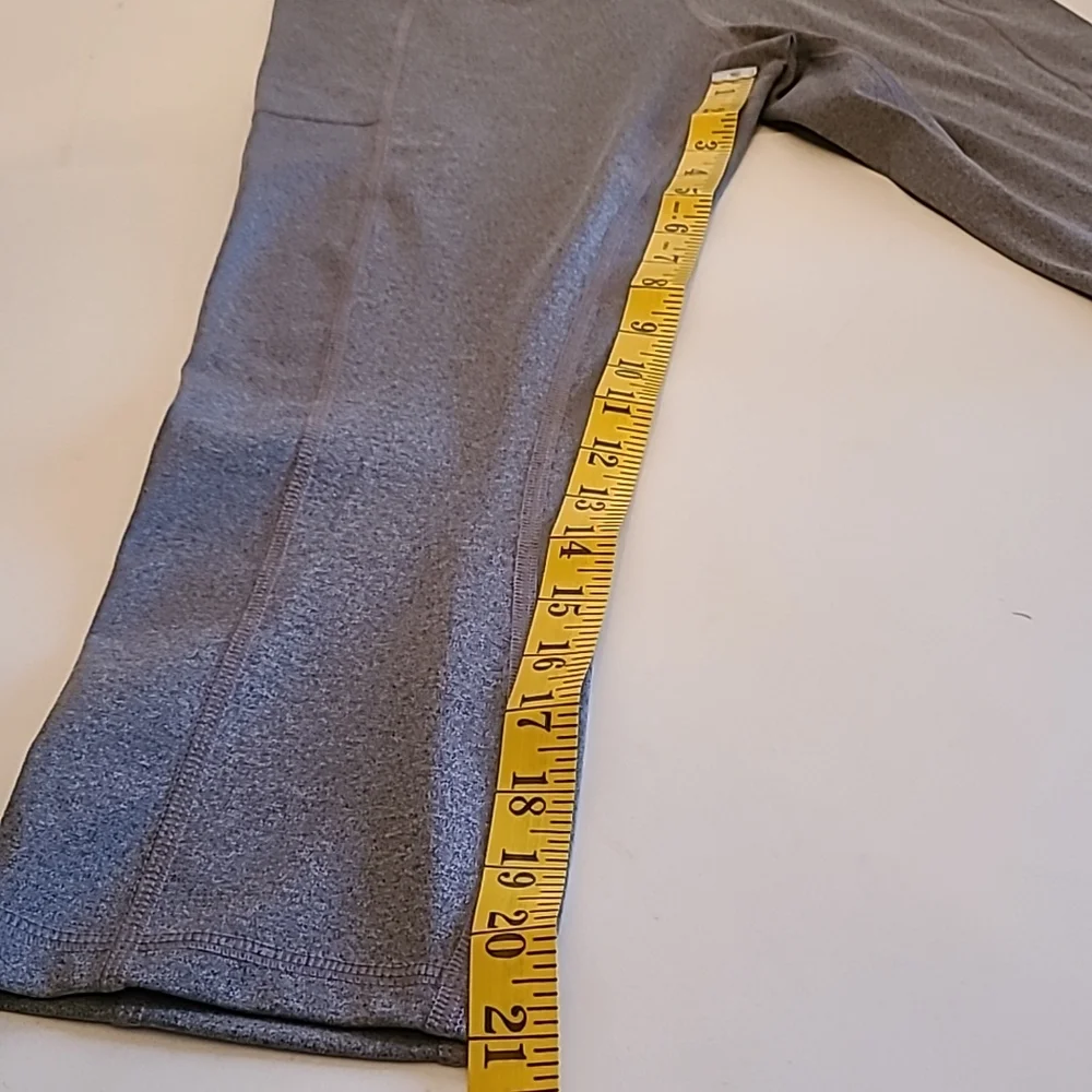 Yoga pants bundle: 2, All In Motion, capri leggings, with side pockets. Size XS. - Picture 3 of 6